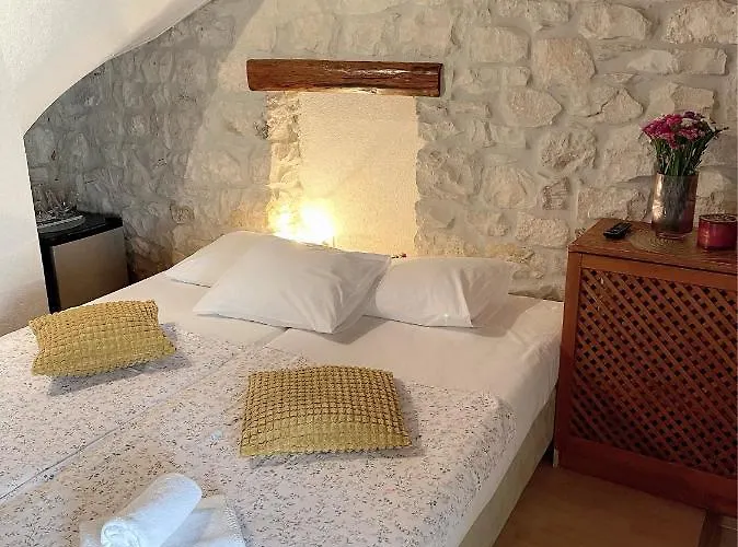 House Ivancic 3*