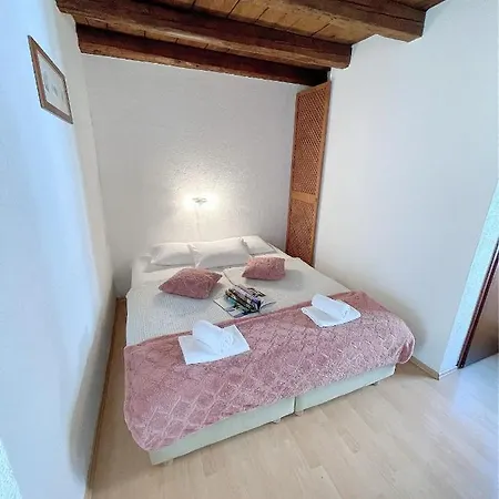 House Ivancic-free Parking 3*