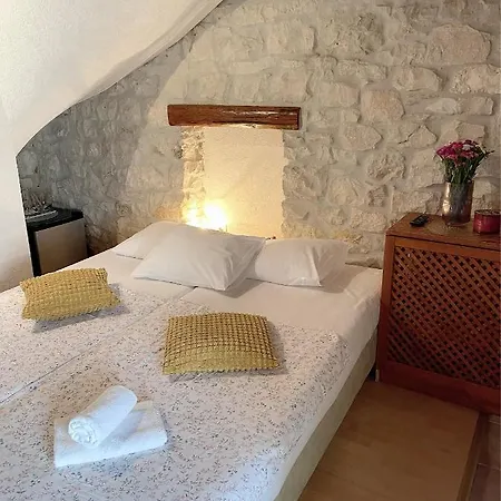 House Ivancic 3*