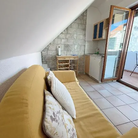 Πανσιόν House Ivancic-free Parking