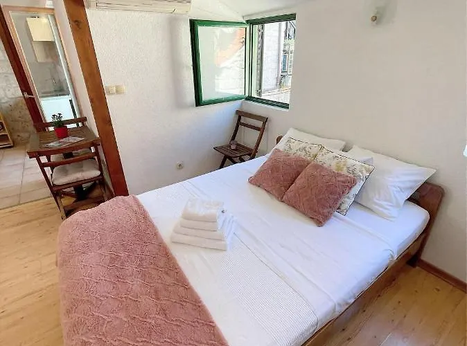 House Ivancic 3* Trogir